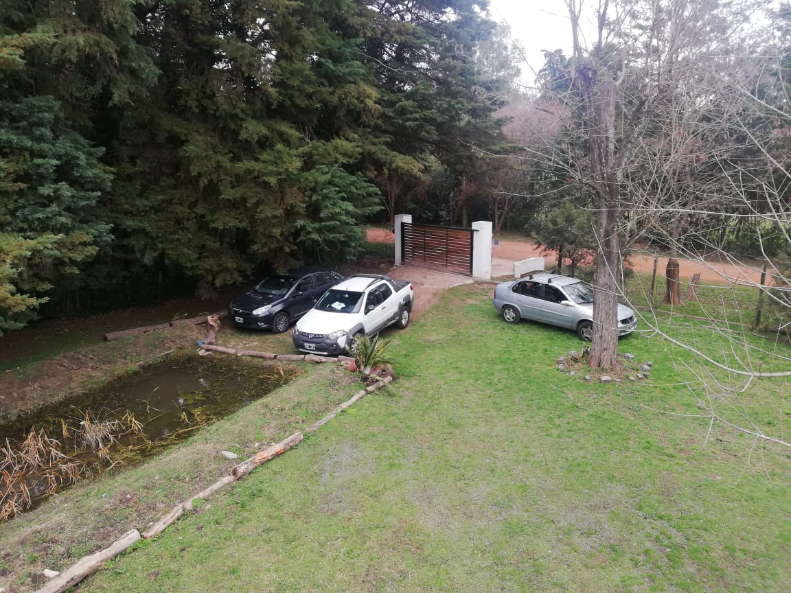 Residencia Quinta en Parque de 2800 m² con Piscina